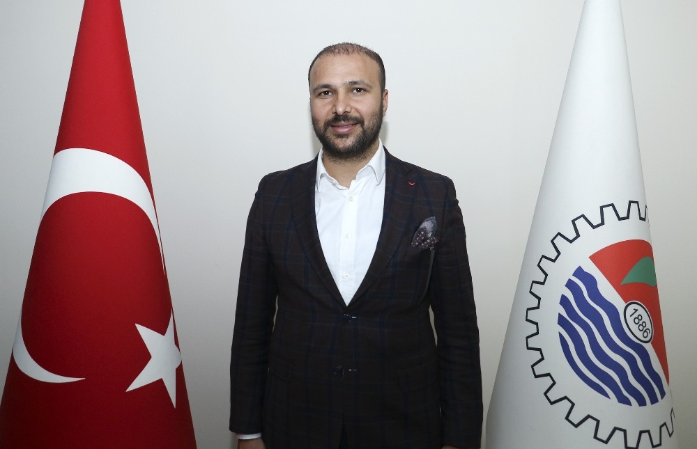 Taşımacılık sektörü, araç sürüş sürelerinin uzatılmasını istiyor 