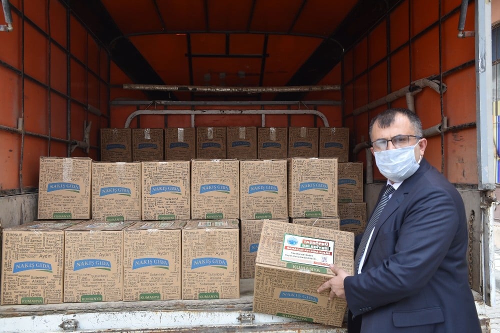 Taşköprü Belediyesi’nden 1500 aileye gıda kolisi yardımı 