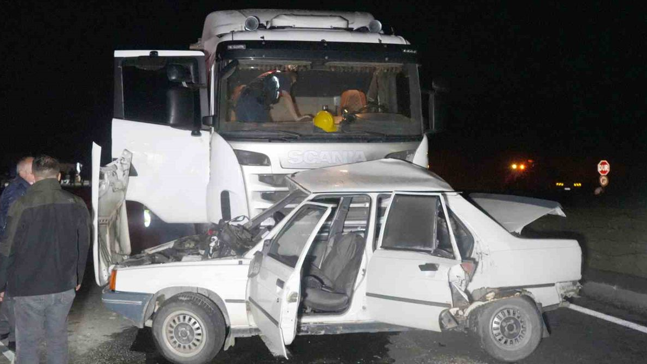 Taşköprü'de Feci Kaza: Karı Koca Hayatını Kaybetti