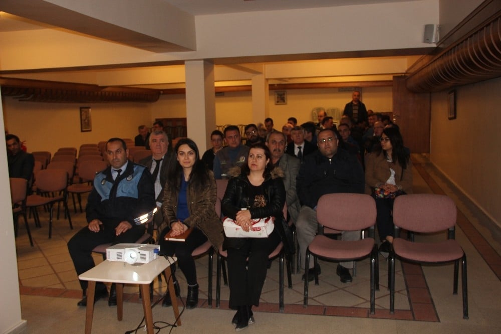 Taşköprü’de “Sıfır Atık” bilgilendirme toplantısı yapıldı 