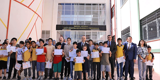 Tatil başlıyor! Milyonlarca öğrencinin karne heyecanı