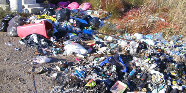 Tatilcilerden geriye çöpleri kaldı