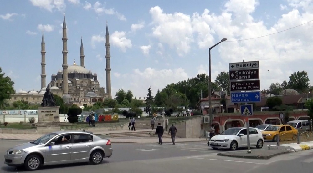 Tatilcilerin korona virüs korkusu talepleri artırdı 