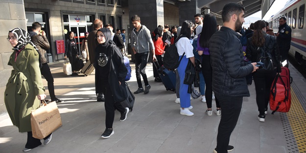 Tatilcilerin seyahat tercihi Doğu Ekspresi oldu