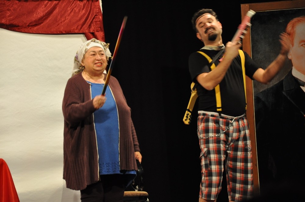 Tatilde olan çocuklar “Arkadaşım Ben Geldim” ile eğlendi 