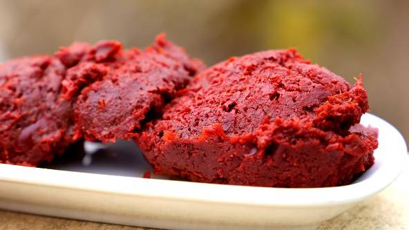 Tatlı biber salçası tarifi | Ev yapımı biber salçası püf noktası