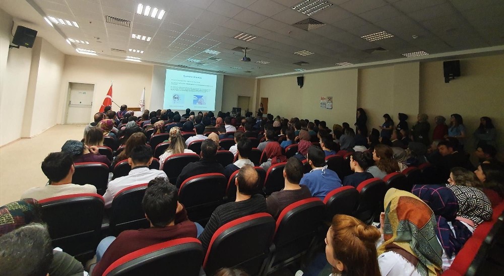 Tatvan’da “Korona Virüs” konulu eğitim 