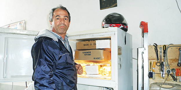 Tavuğa kızdı kuluçka makinesi yaptı