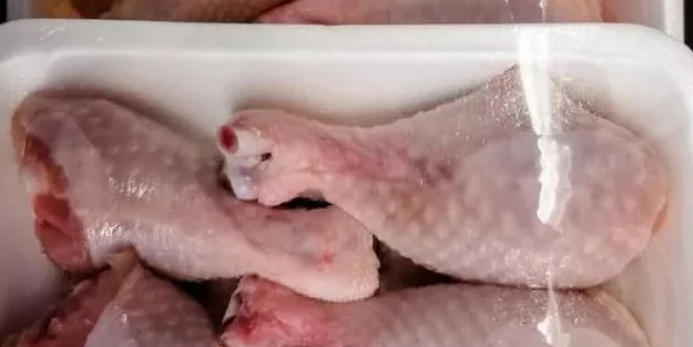 Tavuğun bu kısmına bakmadan sakın buzluğa atmayın: Yıllarca sağlığımızla oynamışız! Altın değerinde tavsiyeler