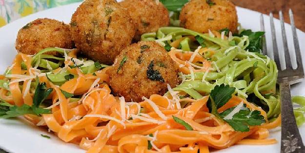 Tavuk köftesi tarifi nasıl yapılır?