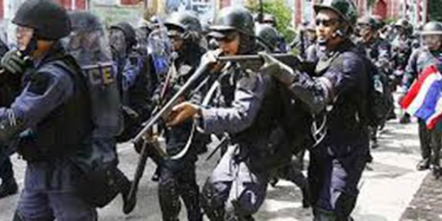 Tayland’da kan döküldü