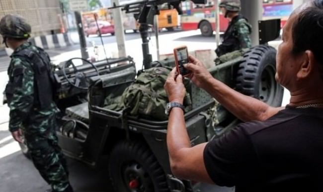 Tayland'lı turistlere telefonla önlem