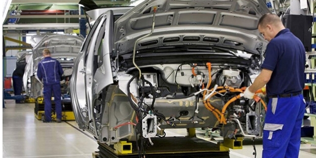 TAYSAD Başkanı'ndan flaş açıklama! Otomotivde asıl tehdit Çin değil o ülkedir