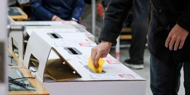 Tayvan'daki referandum başladı