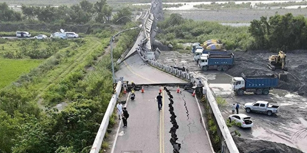 Tayvan'daki şiddetli deprem sonrası yıkım görüntülendi!