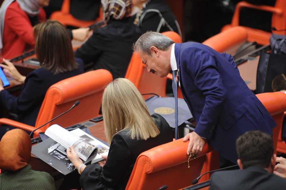 TBMM 15 Temmuz özel gündemiyle toplandı 