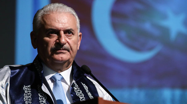 TBMM Başkanı Binali Yıldırım'dan öğrencilere ilk ders!