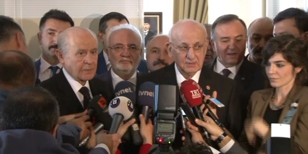 İsmail Kahraman'dan Bahçeli sürprizi