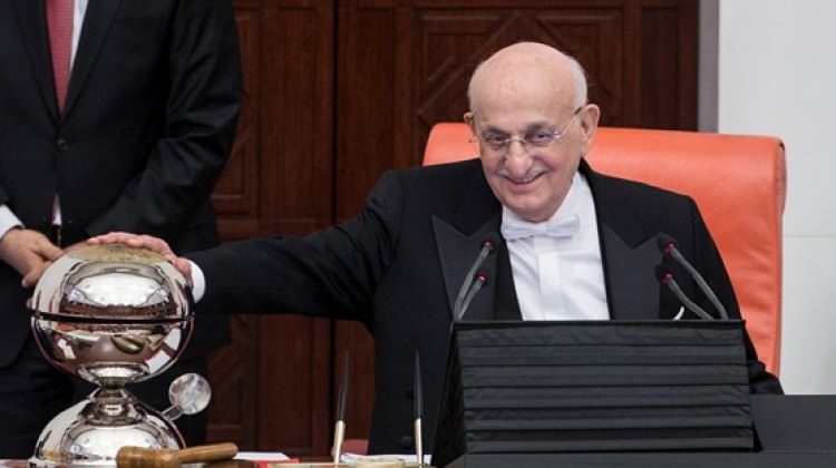 TBMM Başkanı İsmail Kahraman'dan bayram mesajı yayınladı