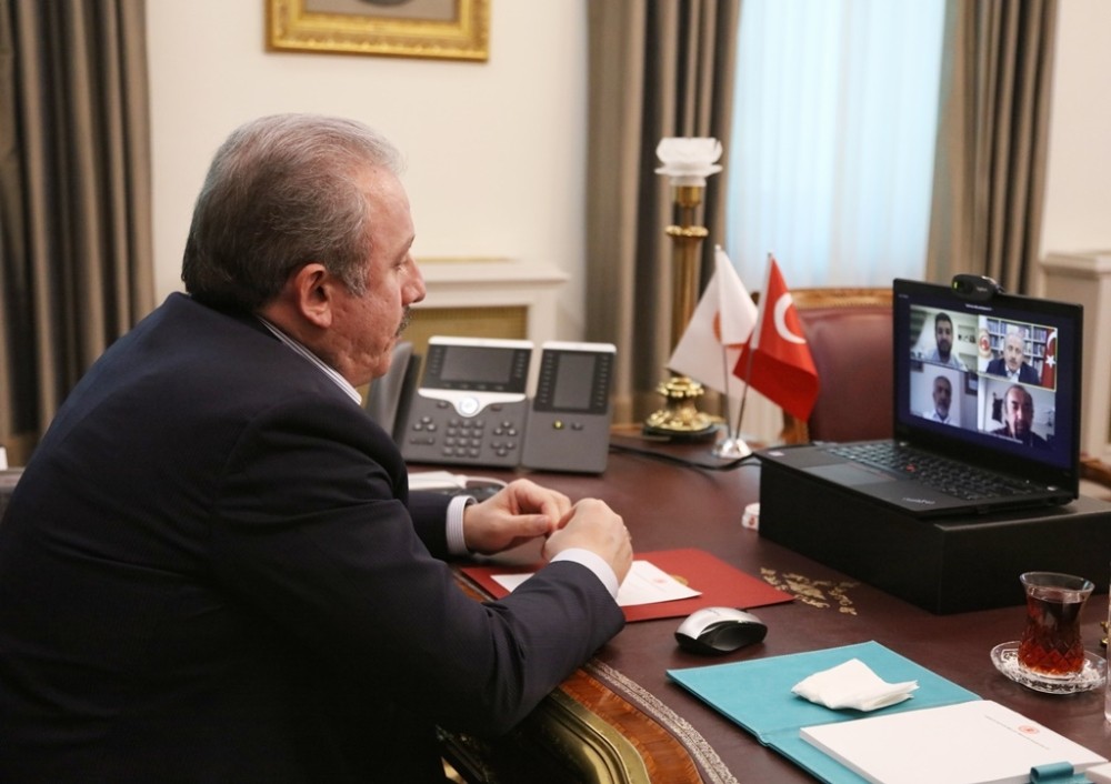 TBMM Başkanı Mustafa Şentop canlı yayında OMÜ’lü gençlerle sohbet etti 