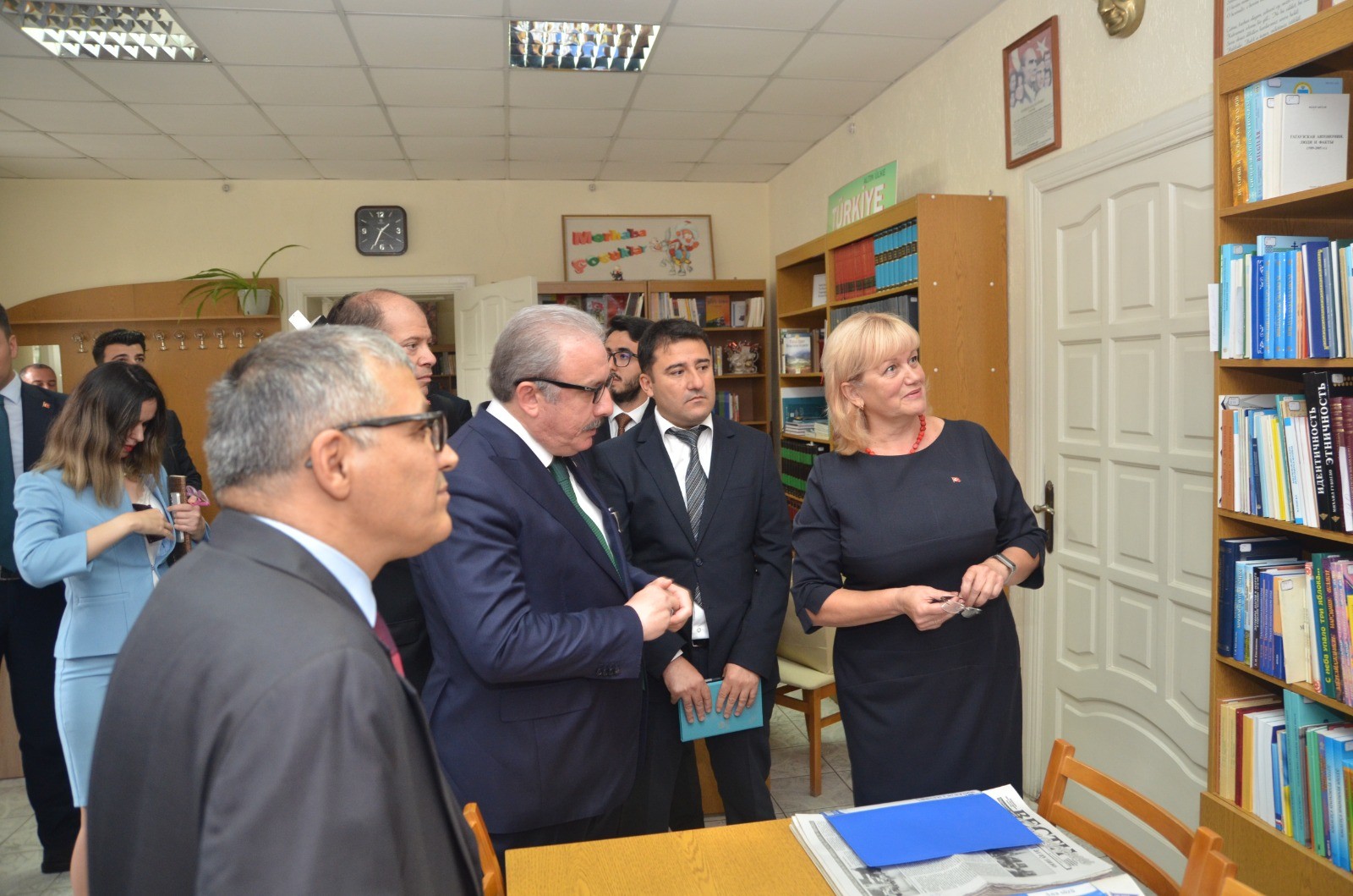 TBMM Başkanı Mustafa Şentop Komrat Yunus Emre Enstitüsü’nü ziyaret etti