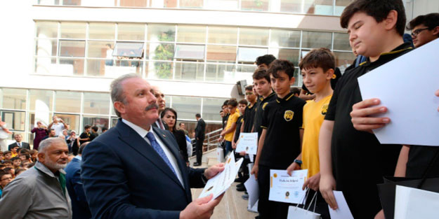 Mustafa Şentop'un gurur günü! Oğlunun hafızlık berat törenine katıldı