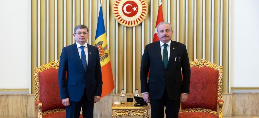 TBMM Başkanı Şentop, Moldova Parlamentosu Başkanı Grosu ile görüştü