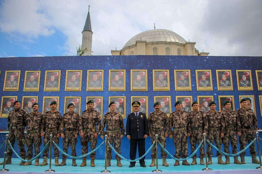 TBMM Başkanı Şentop ve Bakan Soylu, Özel Harekat Başkanlığını ziyaret etti 