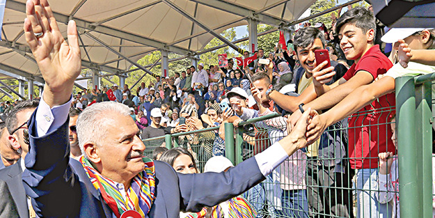 Yıldırım: Geçmişini bilmeyenin geleceği olmaz