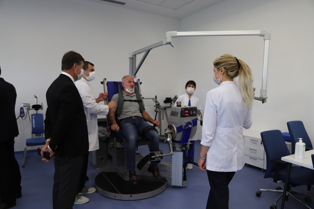 TBMM Futbol Takımı’ndan Ankara Şehir Hastanesine ziyaret 