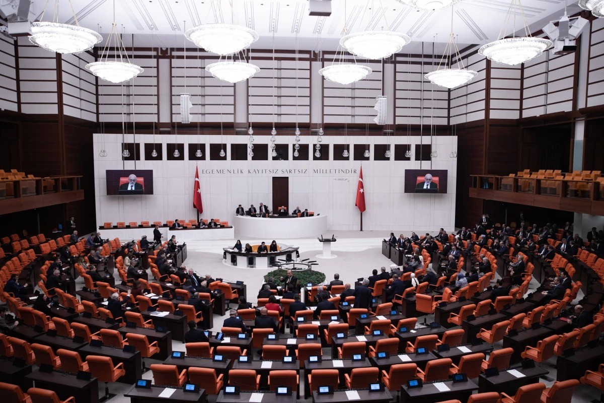 TBMM Genel Kurulu 28. Dönem Milletvekillerinin yemin töreni için Cuma günü toplanıyor