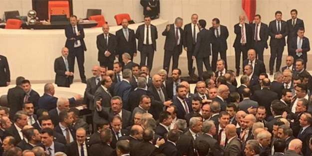 TBMM Genel Kurulu'nda arbede! CHP'li Tanrıkulu çok ileri gitti