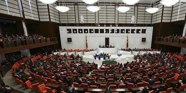 TBMM ilanı! TSK'nın Aden Körfezi, Somali karasuları, Arap Denizi'ndeki görev süresi 1 yıl uzatıldı!