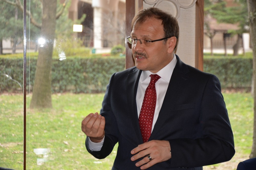 Başkan Çavuşoğlu: Kılıçdaroğlu PKK’ya mevzi kazıyor