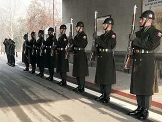 "TBMM Muhafız Alayı'nın 15 Temmuz kalkışması öncesinde kaldırılması Allah'ın bir lütfu mu?"