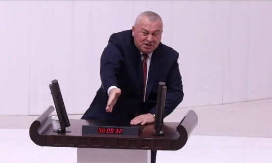 TBMM tarihinde böyle küfürbaz bir vekil görmedi