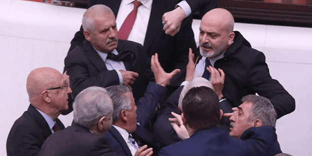 TBMM yumruk atma yeri değilse o el ne Hüseyin?