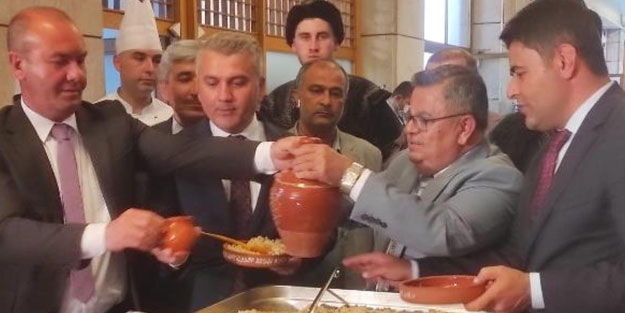 TBMM'de fetih pilavı dağıtıldı