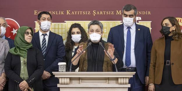 'Mesleğinizi bir tehdit unsuru olarak kullanamazsınız'