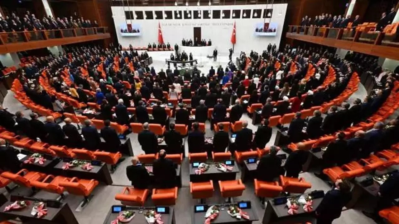 TBMM’nin çalışma süresi uzatıldı