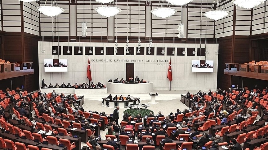 TBMM’ye sınavla yasama uzman yardımcısı alınacak