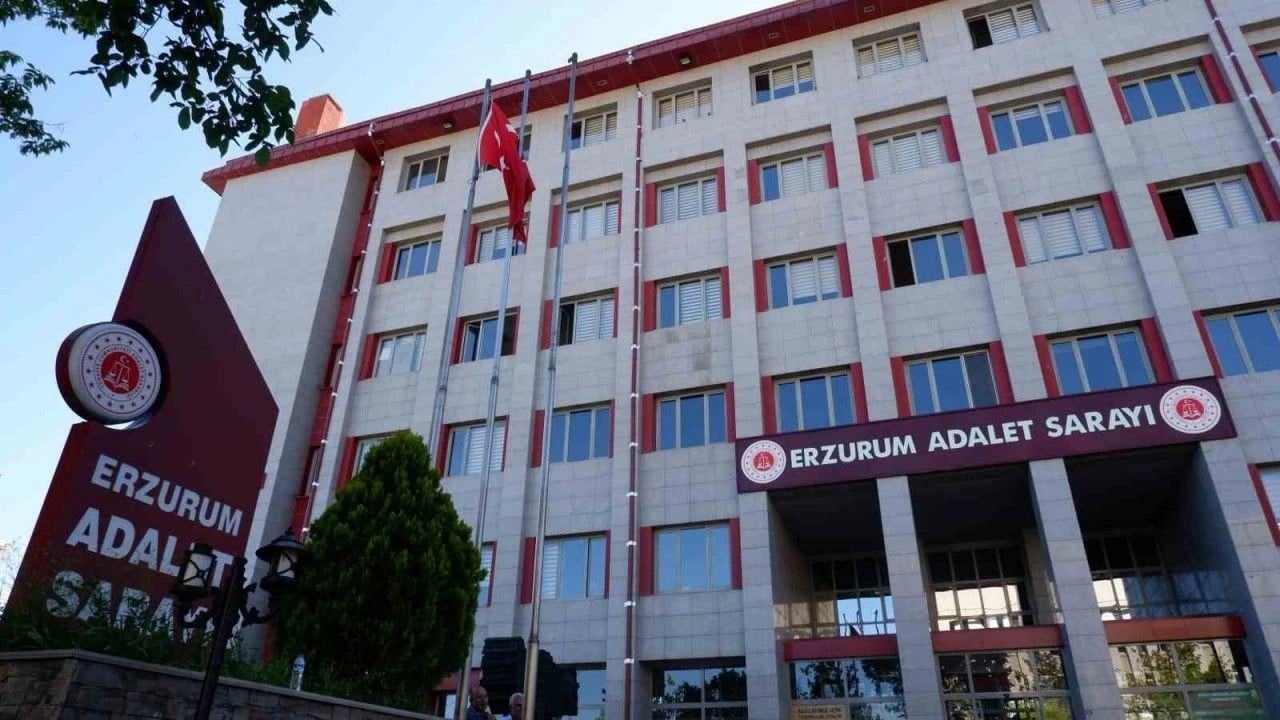 T.C. ERZURUM 4. ASLİYE HUKUK MAHKEMESİ