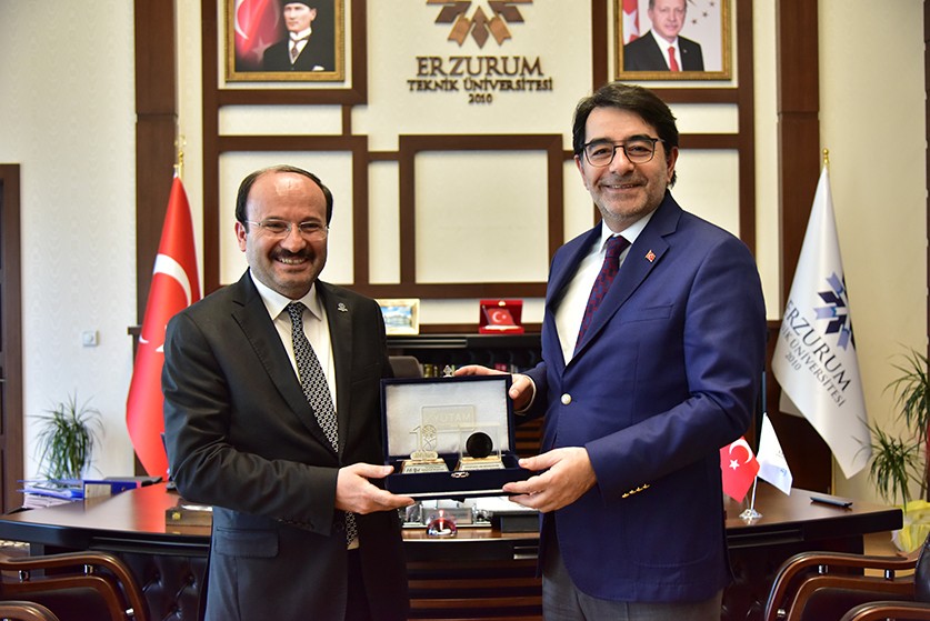 TCCBİKO Başkanı Atay’ dan ETÜ Rektörü Çakmak’a ziyaret 