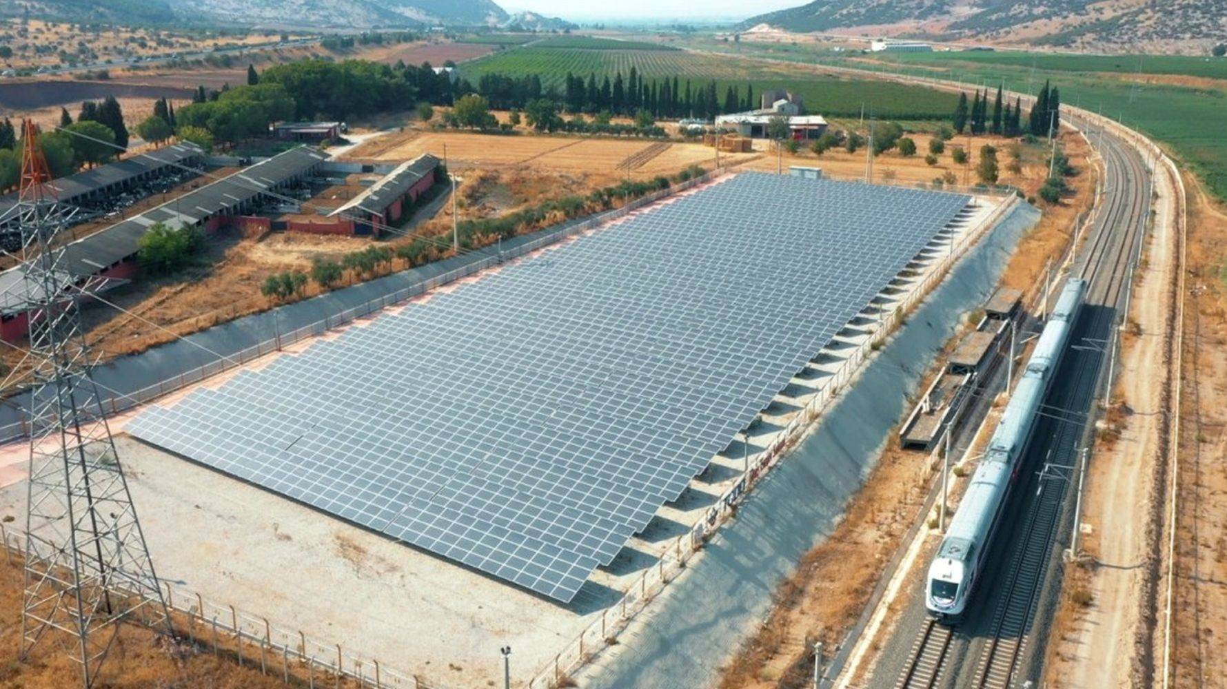 TCDD çevreci projelerle temiz enerjinin lokomotifi olacak