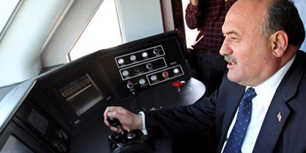 TCDD eski genel müdürü Karaman'dan ilginç sözler: Tren beni sever ben de treni