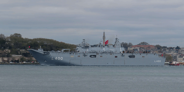 TCG Anadolu Başkanı selamlayacak