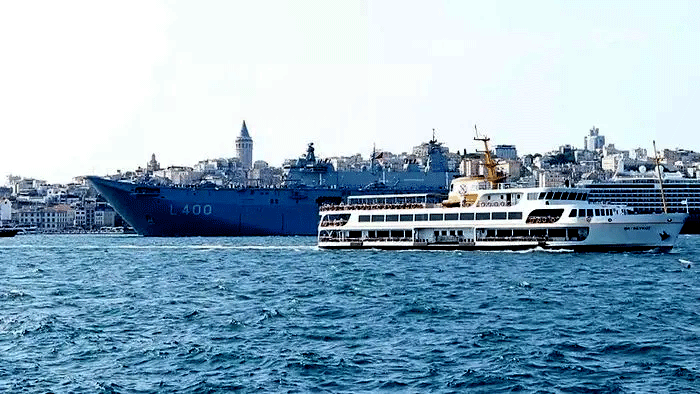 TCG Anadolu’dan İstanbul'a ‘Zafere Yolculuk’