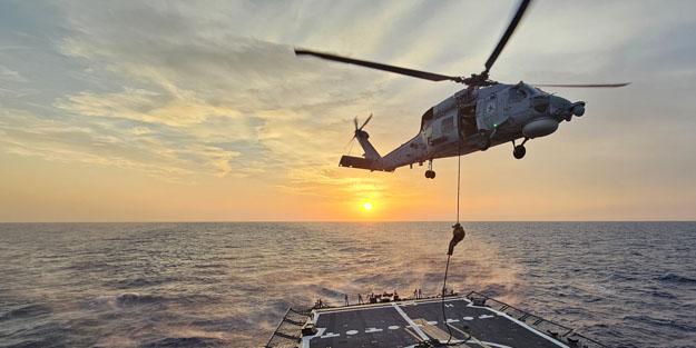 TCG GÖKSU fırkateyninde gururlandıran anlar! SAT personeli yerini aldı