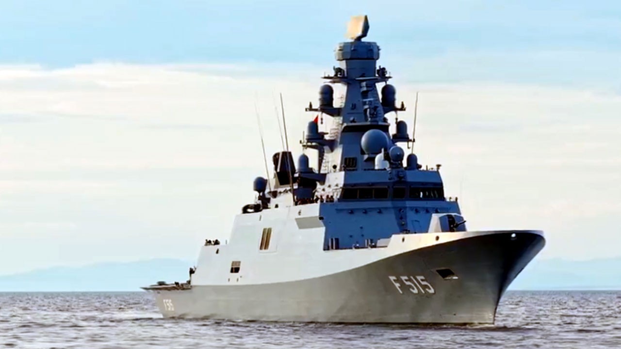 TCG İstanbul fırkateynindeki silahlar peş peşe ateşlendi!