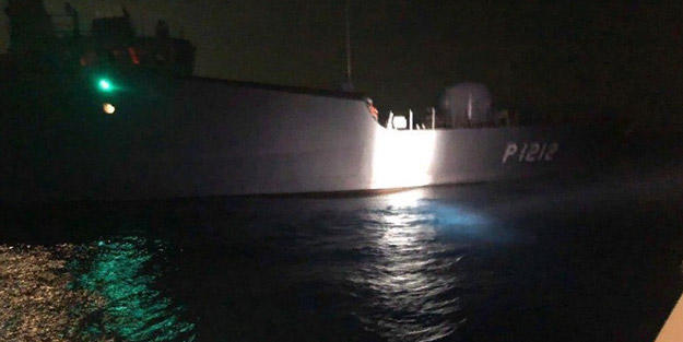 TCG Karataş'tan göçle mücadele çalışmaları! 53 kişi yakalandı